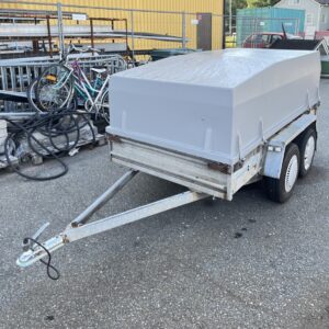 Peräkärry kuomulla - Purkukolmio.fi