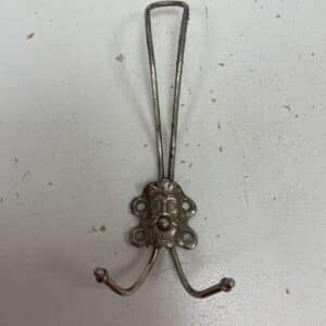 Naulakon koukku pirunpää - purkukolmio.fi