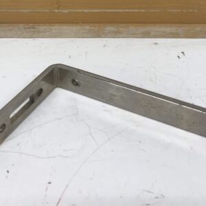 Verhokiskojen asennus-/säätörauta Sinituote