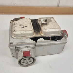 16-amppeerin jakorasia varaosiksi