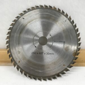 Sirkelin terä 250*48T*30 mm