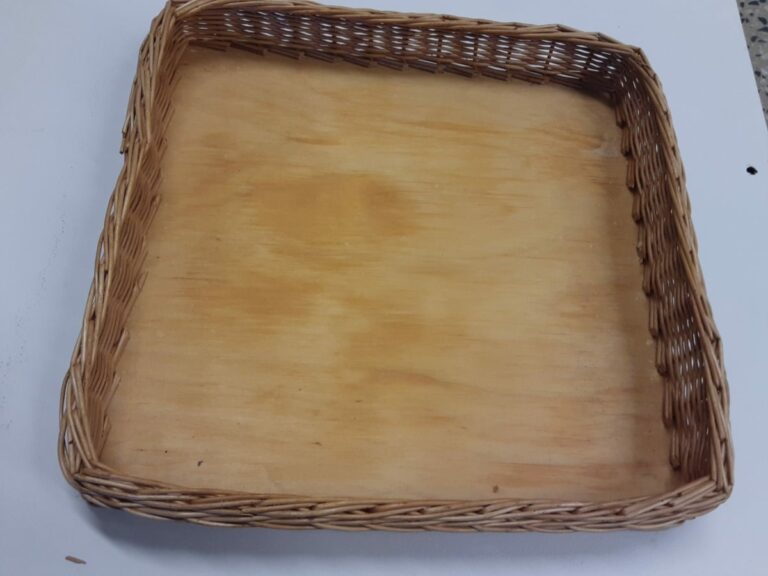 Leipäkori 40*38*6 cm rottinkia