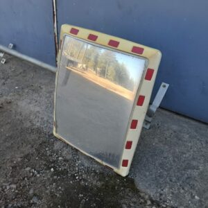 Kupera liikennepeili 90*73 cm