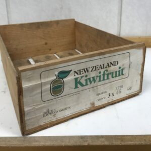Kiwifruit puulaatikko 44*35 cm sisustukseen yms.