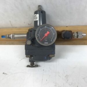 Paineenalennin mittarilla