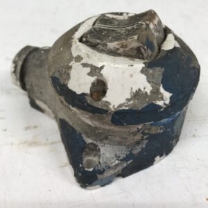 Vanha maalitahrainen pinnallinen valaistuskytkin