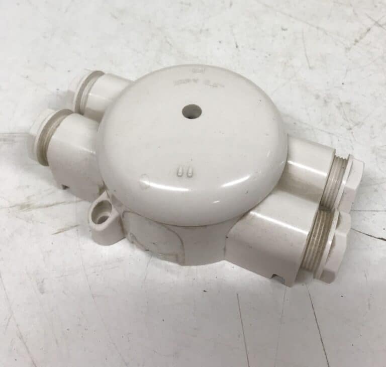 Vanha 4-piippuinen kosteantilan pintajakorasia 1.65 DG