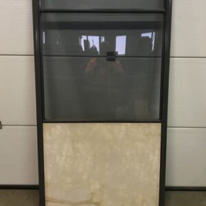 Harmaa NKR metallirunkoinen sermi