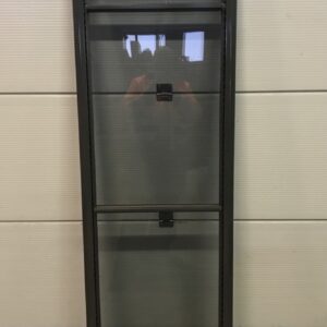 Harmaa NKR metallirunkoinen sermi