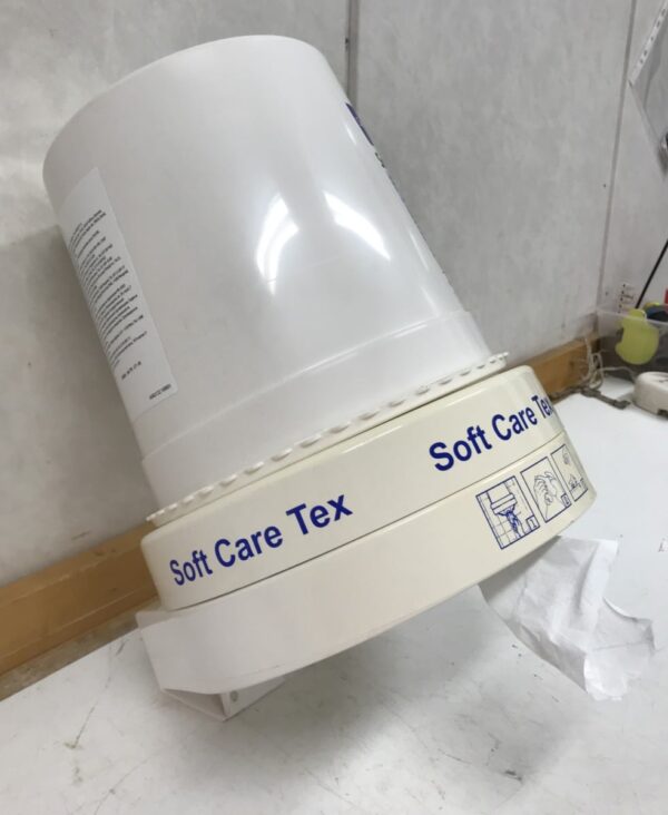 Soft Care Tex kosteapyyhesäiliö telineellä