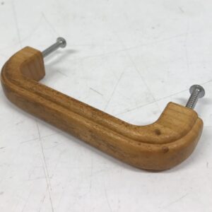 Lakattu puinen kalustevedin 11 cm