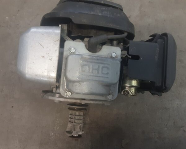 Moottori Honda GCV135 4,5 varaosiksi