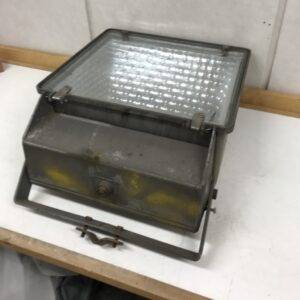 Alumiinirunkoinen valonheitin IDMAN P3 - 30