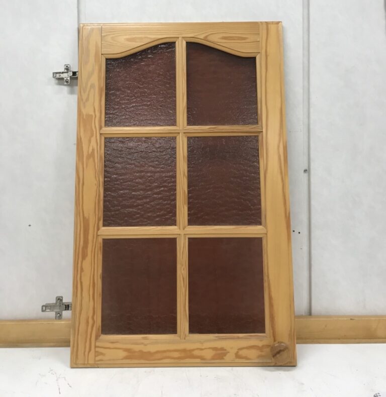 Kalusteovi laseilla vasenkätinen 50 cm * 79 cm