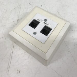 Atk-rasia pinta-asennus kotelolla, 2-osainen