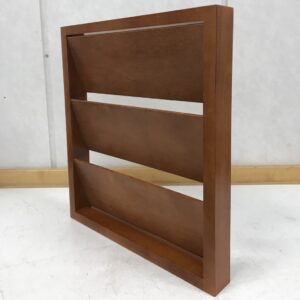 Puinen monikäyttöritilä, suojus, teline