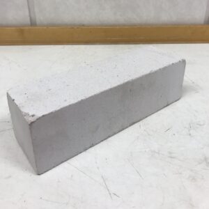 Kahi väliseinätiili 285 * 85 * 85 mm