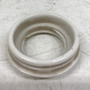 Tulppavarokkeen posliinikaulus