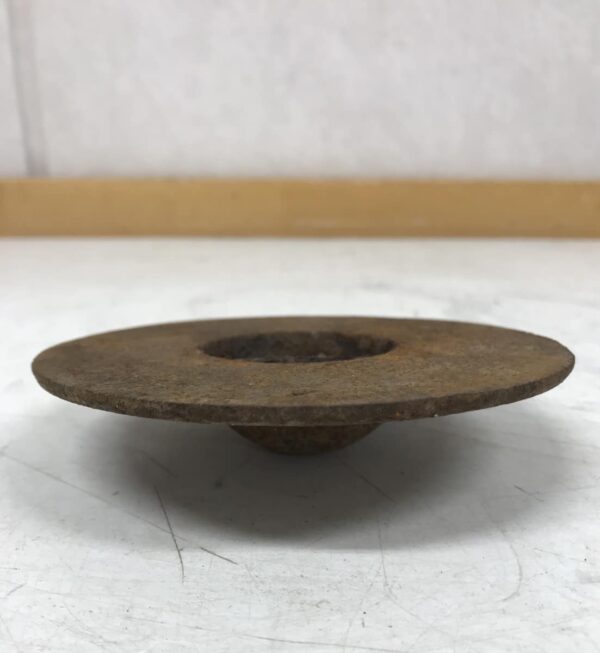 Puuhellan pyöreä keittolevyn keskusta halkaisija 11,8 cm