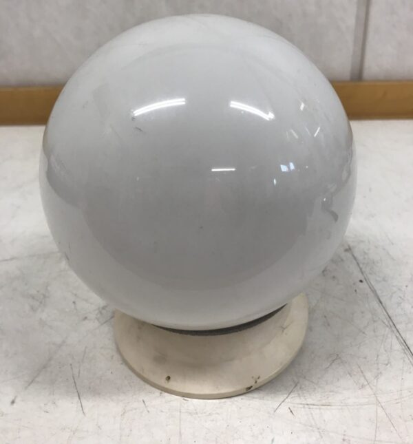 Vanha lasinen pallovalaisin halkaisija 15 cm