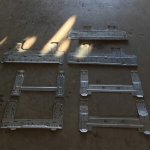 Ilmalämpöpumppujen sisäyksiköiden kiinnitystelineitä erä