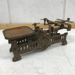 Vanha 3 kg talousvaaka