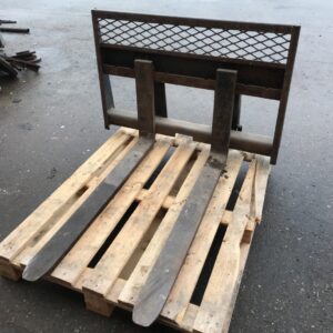 Bobcatin trukkipiikit