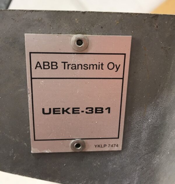 Sähkölinjan erottimen käsiohjain ABB UEKE-3B1