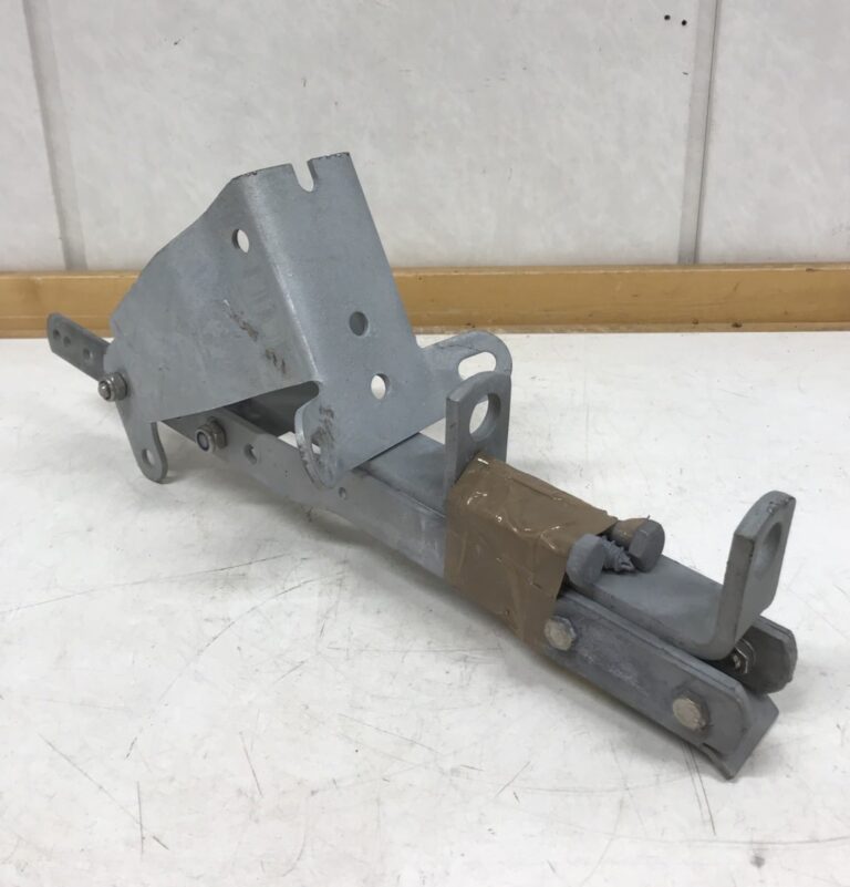 Sähkölinjan erottimen käsiohjain ABB UEKE-3B1
