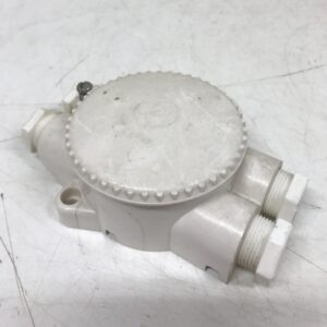 Vanha 4-piippuinen kosteantilan pintajakorasia 0281