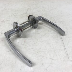 Oven kromattu painikepari