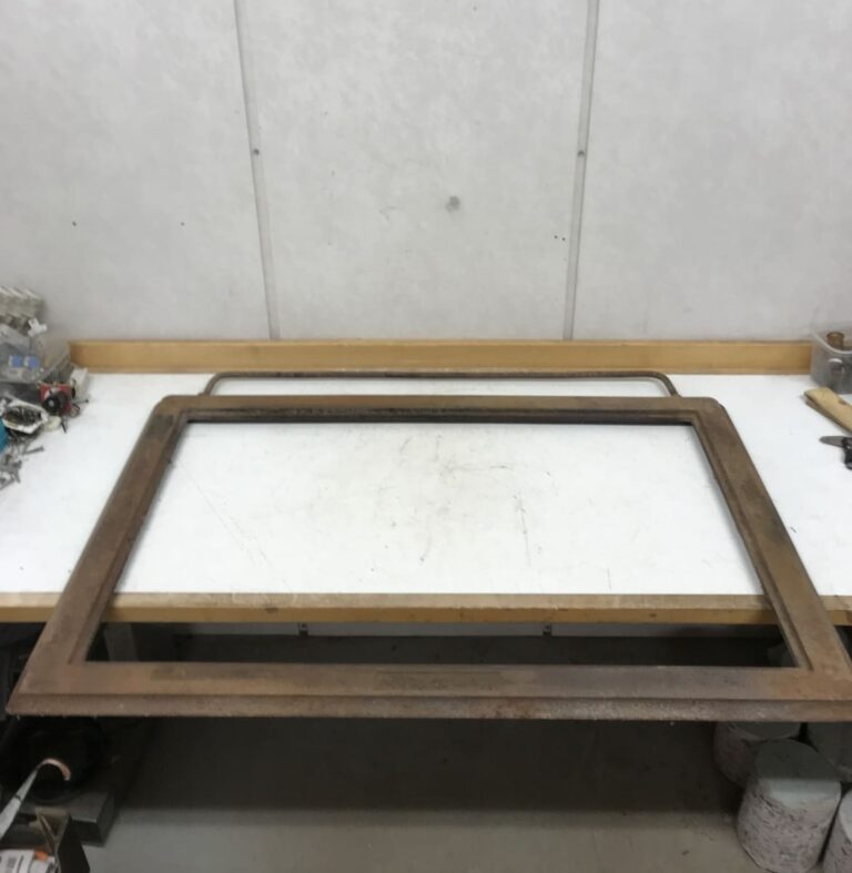 Puuhellan pintakehys Högfors No 3.A.