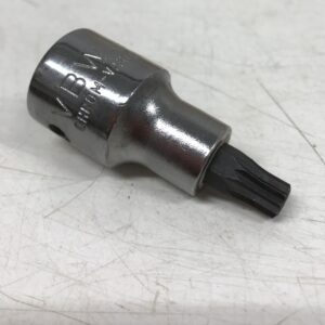 XZN-kärkihylsy 8 mm 1/2" vääntiölle