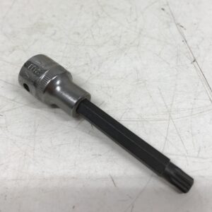 XZN-kärkihylsy 8 mm pitkä malli 1/2″ vääntiölle