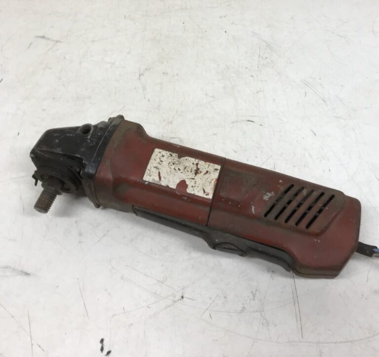 Pieni kulmahiomakone varaosiksi