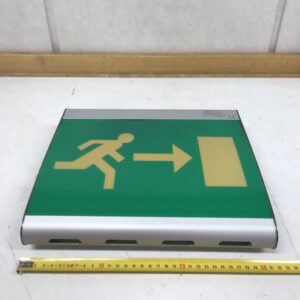 Hätäuloskäynnin opasvalo - Purkukolmio.fi