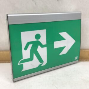 Hätäuloskäynnin opasvalo - Purkukolmio.fi