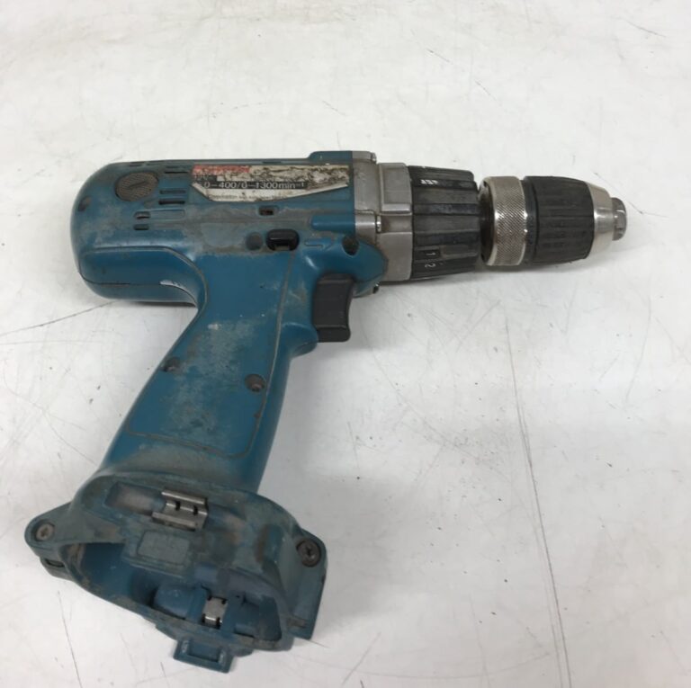 Makita akkuporakone 12V kunnostettavaksi - Purkukolmio.fi