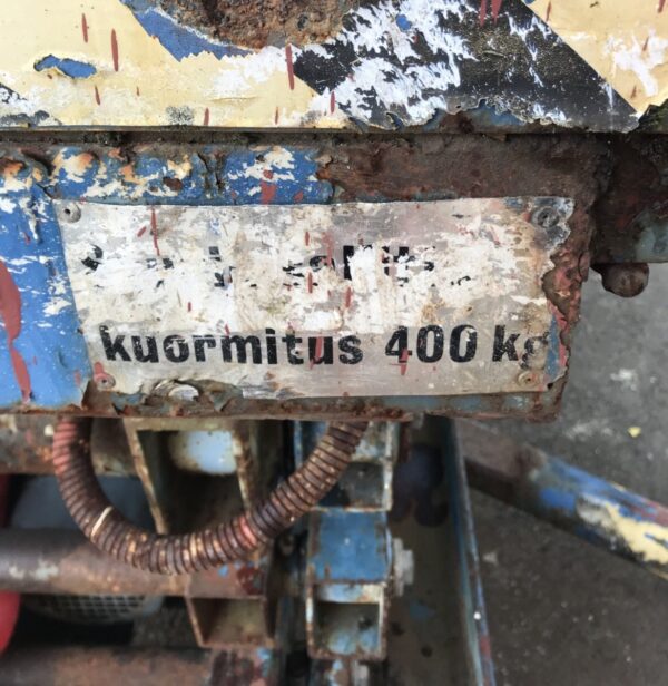 Henkilönostin Hymo P-40 - Purkukolmio.fi