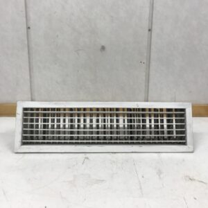 Ilmastointiritilä kääntyvillä siivekkeillä 62,5 cm × 17,5 cm - Purkukolmio.fi