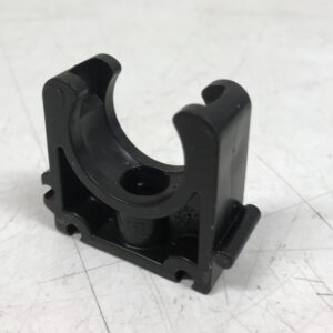 Muovinen putkenpidin - Purkukolmio.fi