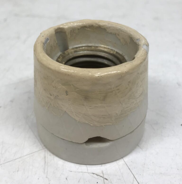 Valaisimen posliinipohja f 24110 - Purkukolmio.fi