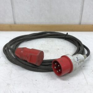 Adapteri voimavirtajatkojohto 16 A/32 A - Purkukolmio.fi