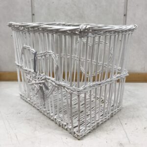 Valkoinen rottinkikori 48 cm * 37 cm - Purkukolmio.fi