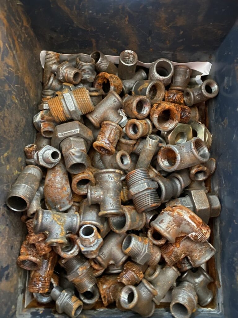 Putkiosia 50 kpl erä - Purkukolmio.fi