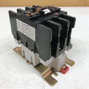 Kontaktori Telemecanique LC1-D403 - Purkukolmio.fi