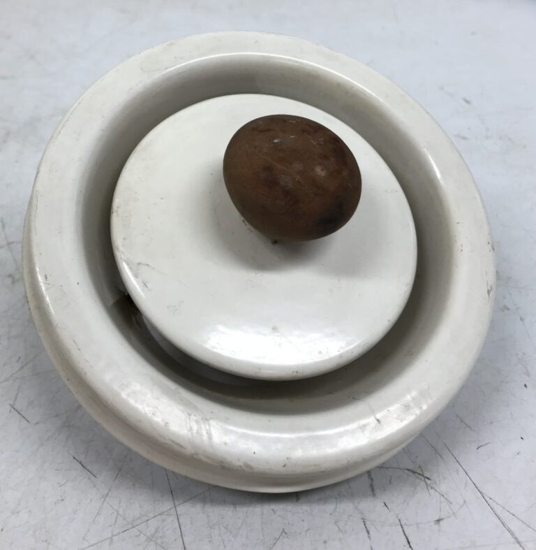 Poistoilmaventtiili 100 mm putkelle - Purkukolmio.fi