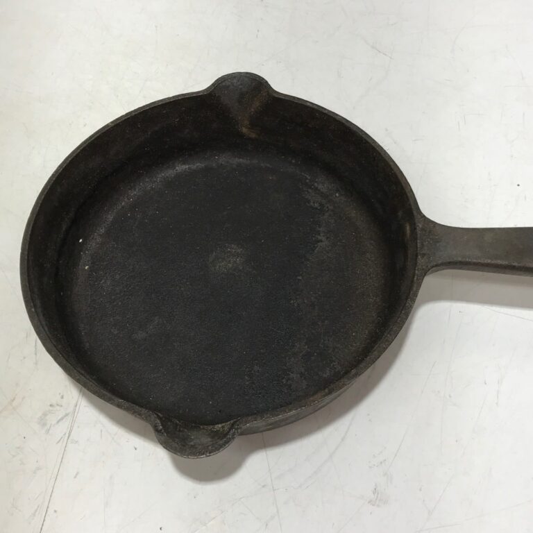 Valurautainen paistinpannu 19 cm - Purkukolmio.fi