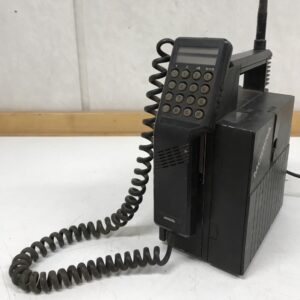 Nokia-Mobira Talkman - Purkukolmio.fi