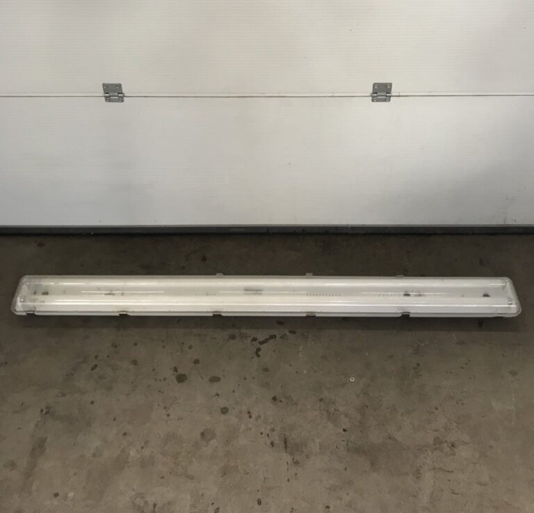 Loisteputkivalaisin Codar RS 2×58W - Purkukolmio.fi